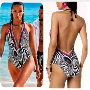 NWOT TRINA TURK ONE Piece Swimsuit sz 6